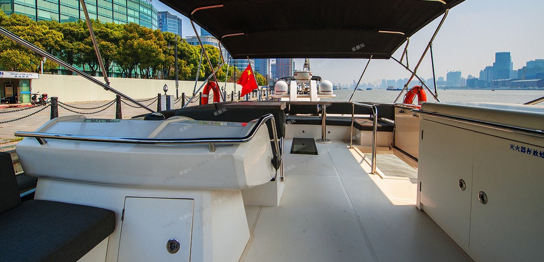 臺(tái)灣AVA 49豪華游艇 1 臺(tái)灣AVA 49豪華游艇 1