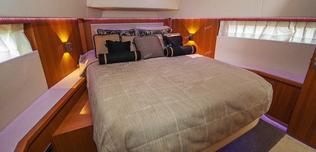 臺(tái)灣AVA 49豪華游艇 1 臺(tái)灣AVA 49豪華游艇 1