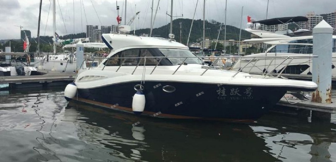 32英尺運(yùn)動(dòng)快艇 32英尺運(yùn)動(dòng)快艇